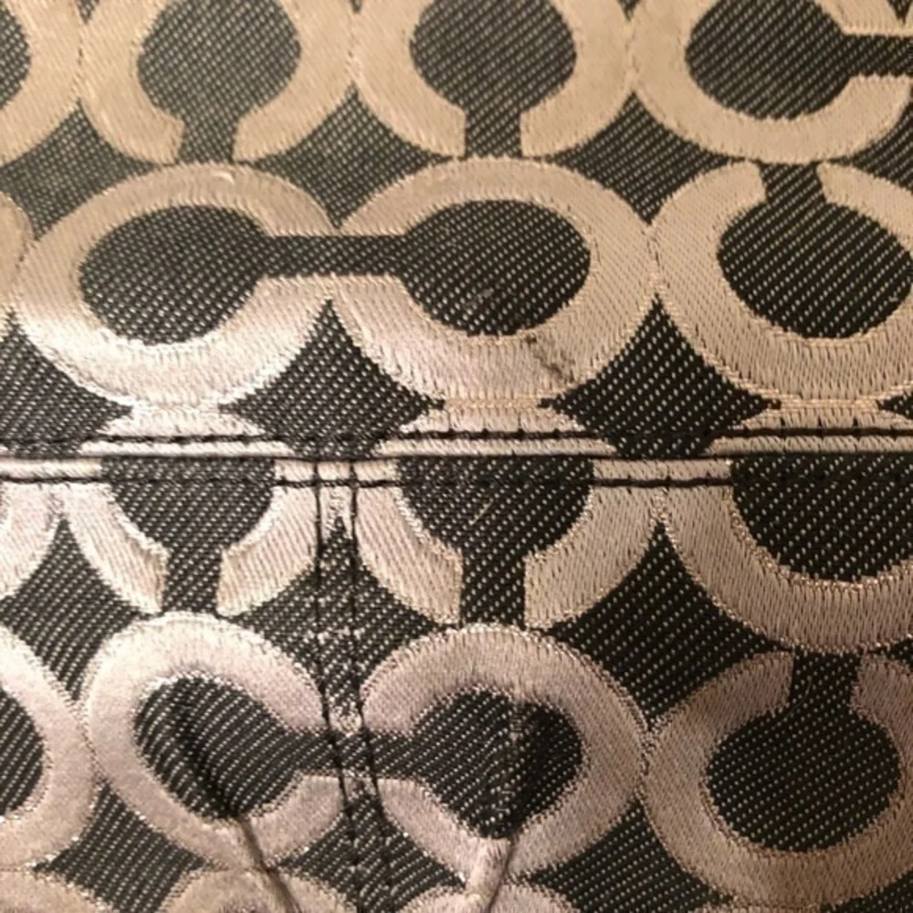 COACH Madison op art wallet